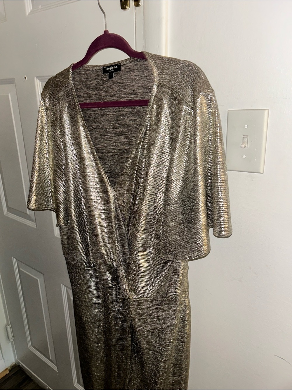 Simply Be Metallic Gold V-Neck Knit Sweater